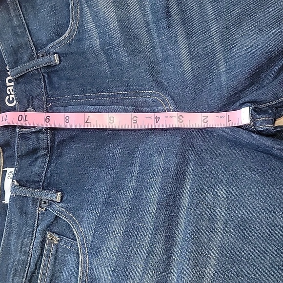 GAP Size 29T Medium Dark Wash "Slim Shorts" Blue Jean Shorts, EUC - Picture 7 of 10